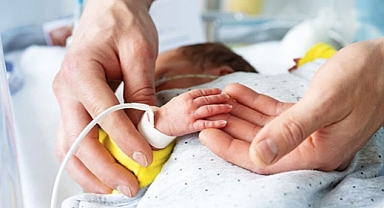 Urfa'da yeni doğmuş bebeği sokağa bıraktılar 