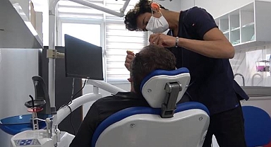 Uzmanı açıkladı! Protetik diş tedavisi nedir?