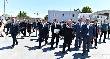 Vali Şıldak, Akçakale Gümrük Kapısında temaslarda bulundu