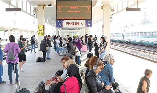 Bayram’da YHT’lere Ek Sefer