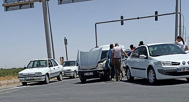 Ceylanpınar’da İki Araç Çarpıştı! 