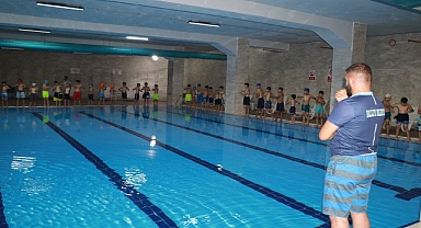 Çocuklar, Haliliye Belediyesi İle Bu Yaz Yüzme Öğrenecek