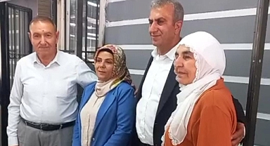 DEM Parti Hilvan'da tebrikleri kabul etti 