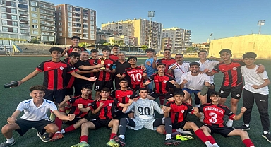 Karaköprü Belediyespor U-17 Takımı Bölge Şampiyonu Oldu