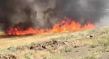 Yakılan Anız Nedeniyle İlçe Yoğun Dumana Maruz Kaldı 