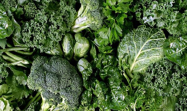 Yapraklı Yeşillik Tüketmek Kan Şekeri Düzeyini İyileştiriyor