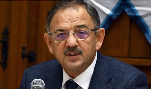 Bir Bakan Daha İstifa Etti