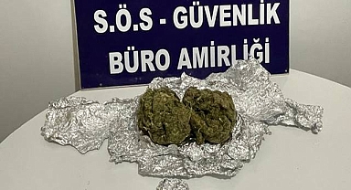 Hilvan’da Bir Araçta Uyuşturucu Ele Geçirildi! 2 Gözaltı 