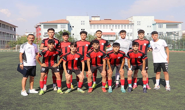 Karaköprü’nün Gençleri Bölge İkincisi Oldu 