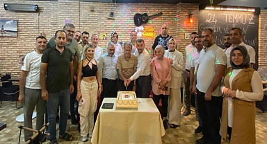 Şanlıurfa’da Gazeteciler Basın Bayramını Türküler Eşliğinde Kutladılar 