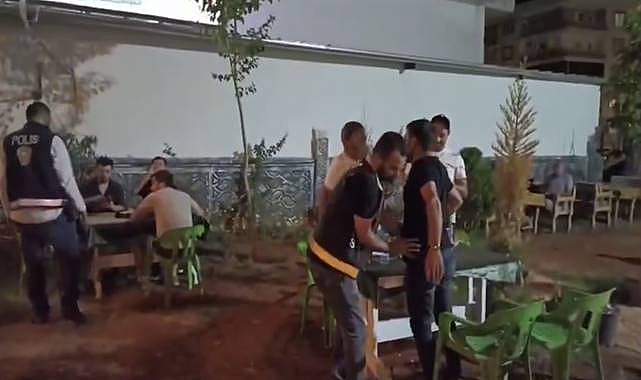 Şanlıurfa’da Umuma Açık Yerler Kontrol Edildi! 6 Gözaltı 