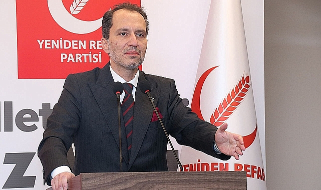 Erbakan, AK Parti'yi Siyasi Şantajla Suçladı