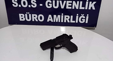 Hilvan'da Ruhsatsız Tabanca Ele Geçirildi!