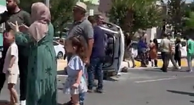 Urfa'da Kontrolden Çıkan Araç Yan Yattı! Yaralılar Var