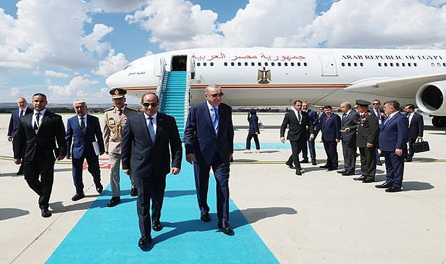 Cumhurbaşkanı Erdoğan, Mısır Cumhurbaşkanı es-Sisi’yi karşıladı