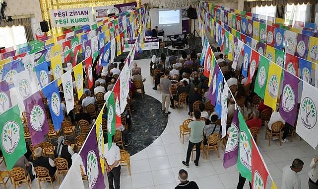 DEM Parti Siverek’te Kongreye Gitti!  İşte Yeni Eş Başkanlar