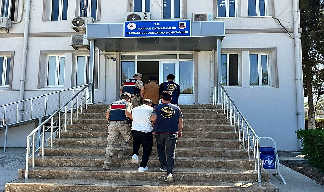 Dolandırıcılık Suçundan Aranan 3 Şahıs Yakalandı! 