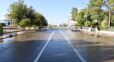 Hilvan’da Sağanak Yağış Sonrası Kapsamlı Temizlik Çalışması