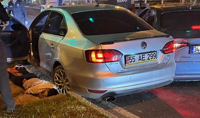 Hilvan'da Çalıntı Araç Kaza Yapınca Hırsız Yakalandı