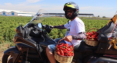 Motor Severler İsot Toplayıp Çiğköfte Yoğurdu