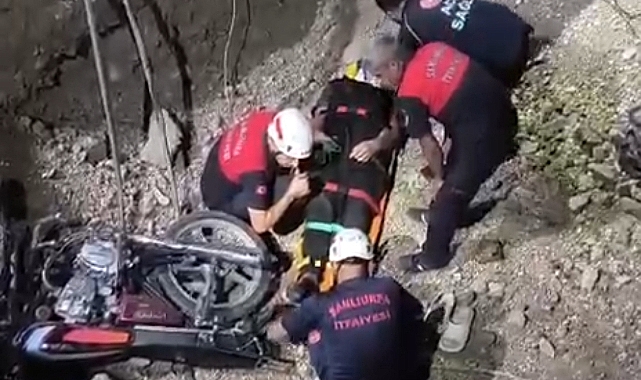 Motosiklet İle Çukura Düşen 2 Şahıs Yaralandı