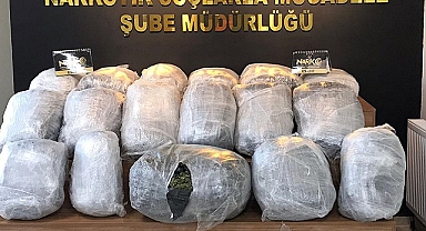 Urfa'da 1 Tonun Üzerinde Uyuşturucu Ele Geçirildi! 