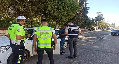 Urfa’da Sürücülere Ceza Yağdı! 8 Araç Trafikten Men Edildi