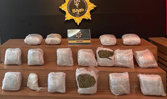 Hilvan'da Uyuşturucu Madde Operasyonu! 2 Kişi Yakalandı