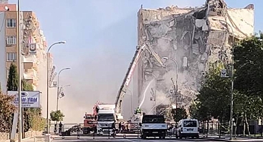 Hilvan'ı Toza Boğan Yıkım!