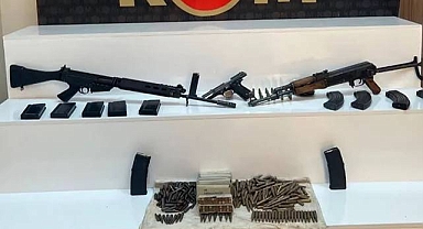 Urfa'nın İlçesinde G1 Ve AK-47 Silah Ele Geçirildi