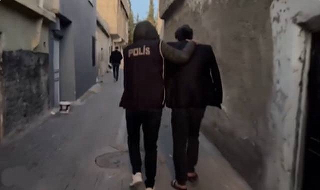 Urfa'da Adam Öldürme Suçundan Aranan 5 Kişi Yakalandı