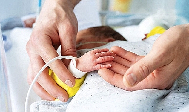 Yenidoğan Çetesi Operasyonunda İkinci Dalga: 5 Doktor ve 3 Hemşire Gözaltına Alındı