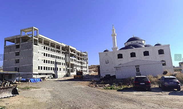 Tevhid Ve Sabır Külliyesi Hızla Yükseliyor