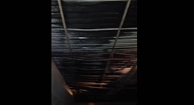 Urfa'da Ahır Yangını Korkuttu: İtfaiye Hızla Müdahale Etti