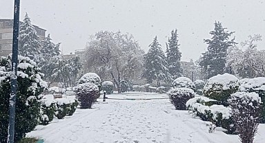 Yurt Genelinde Yağışlı Ve Soğuk Hava Etkili Olacak! Kar Geliyor 
