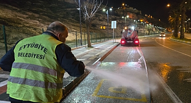 Ekipler, Temiz Bir Eyyübiye İçin Sahada 