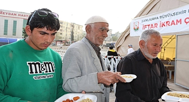 Her Gün Binlerce Vatandaş İftar Sofralarında Buluşuyor