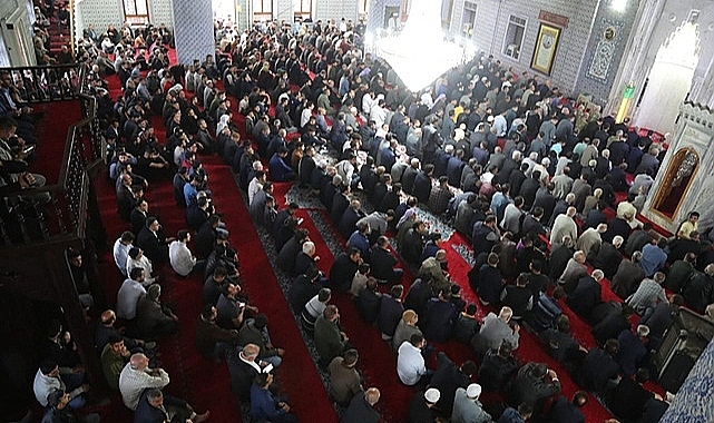 Şanlıurfa’da Bayram Namazı Saati Belli Oldu!