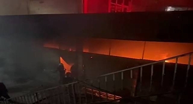 Şanlıurfa'da Korkutan Depo Yangını! 