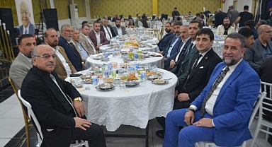 Şanlıurfa’da Siyasi Parti Temsilcileri Saadet Partisi’nin İftarında Buluştu