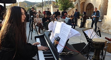 7. Koku Festivali Halfeti’de Coşkuyla Gerçekleştirildi