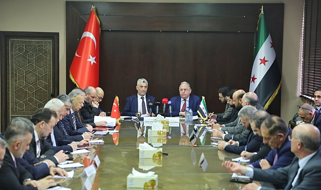 Bakan Bolat Suriye'de: Urfalı İsim de Eşlik Etti