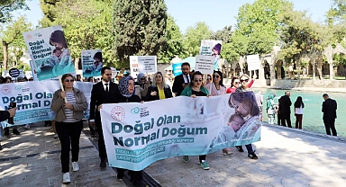 Balıklıgöl'de Doğum Bilinci Yükseldi: Sağlıkçılar Yürüdü