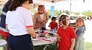 Büyükşehir Belediyesi’nden Renkli Ve İlham Verici Bir Şenlik