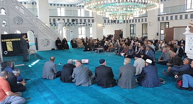 Karaköprü’de Hacı Adayları Temsili Tavaf Yaptı