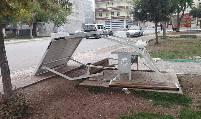 Kuşçuoğlu Parkı’nda Kamelyalar Tahrip Edildi