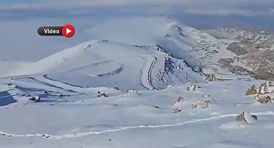 Nemrut Dağı Milli Parkı Nisan'da Beyaza Büründü