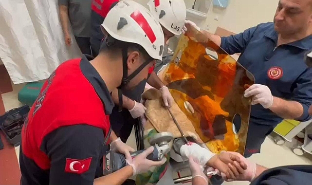 Şanlıurfa’da Korkutan Kaza: Koluna 12’lik Demir Saplandı!