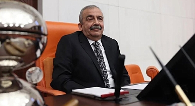 Sırrı Süreyya Önder Hastaneye Kaldırıldı