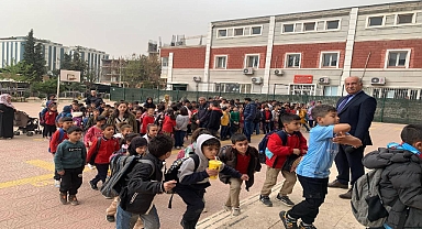 Urfa'da Ara Tatilin Sona Ermesiyle Öğrenci Ve Öğretmenler Ders Başı Yaptı 